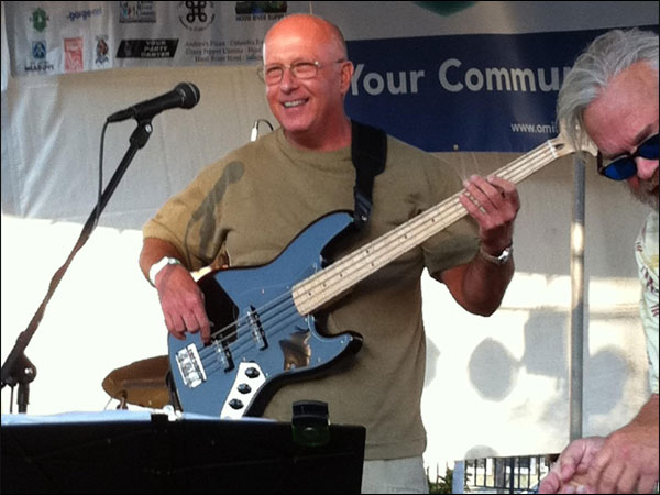 Ed with J-Bass HB Pickups